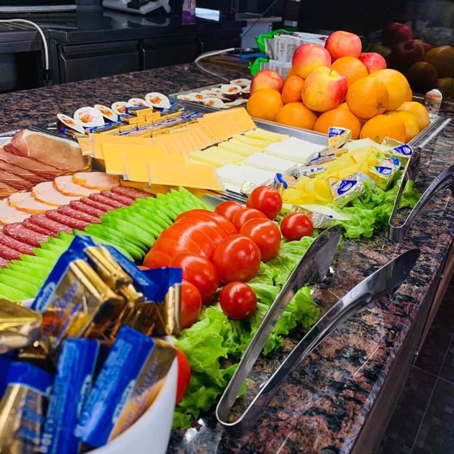 Acktion Deluxe Hotel Shumen Luaran gambar
