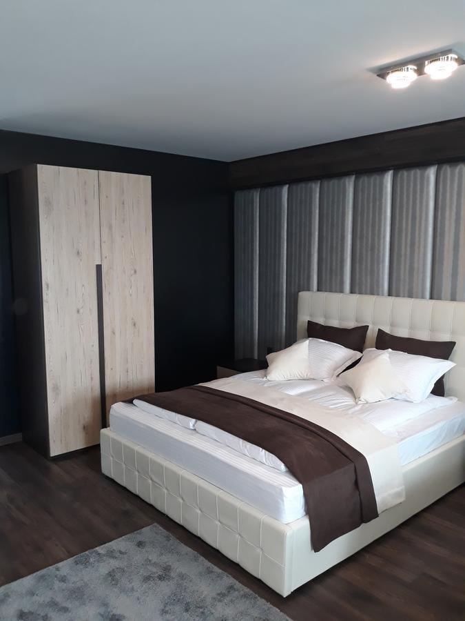 Acktion Deluxe Hotel Shumen Luaran gambar