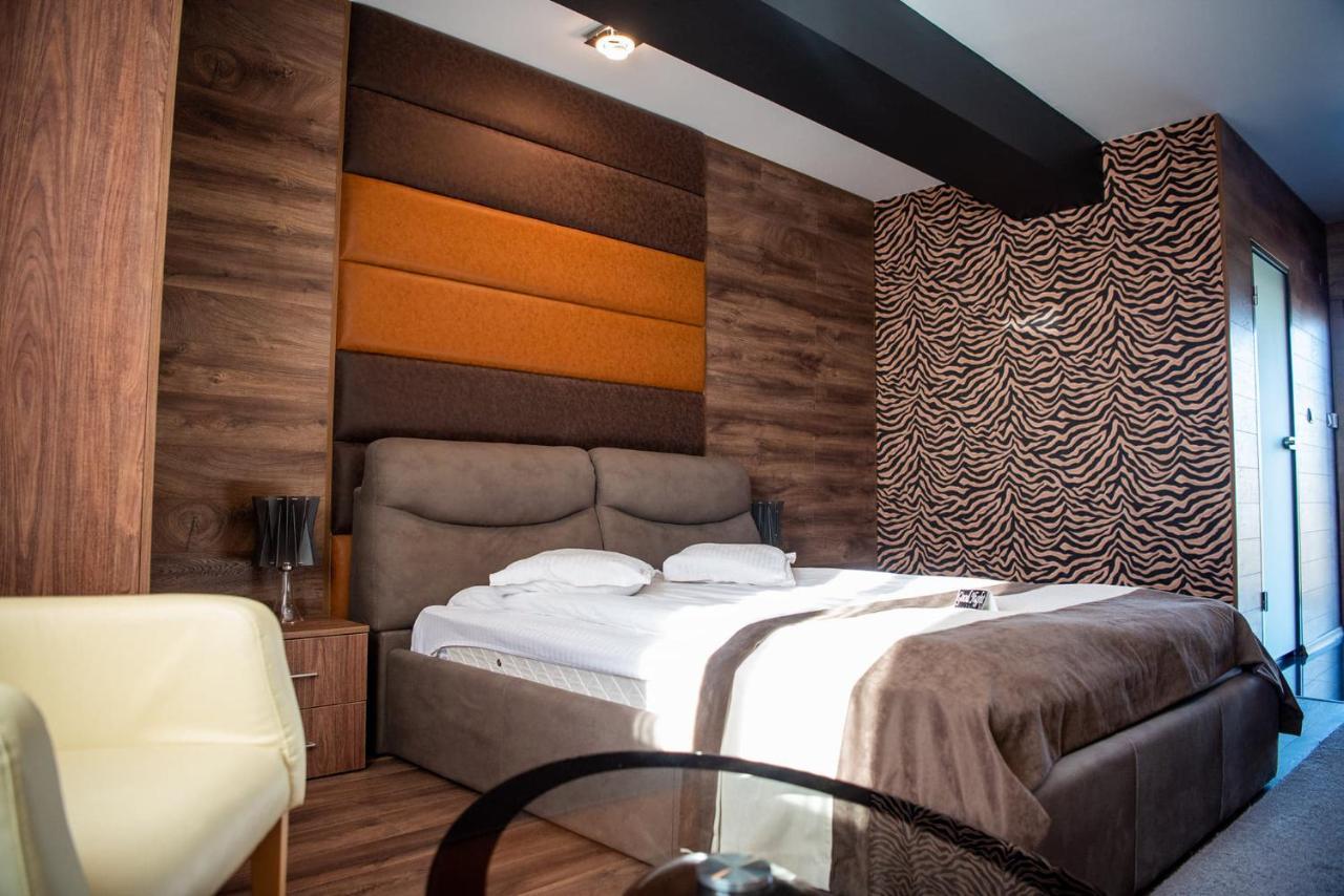 Acktion Deluxe Hotel Shumen Luaran gambar