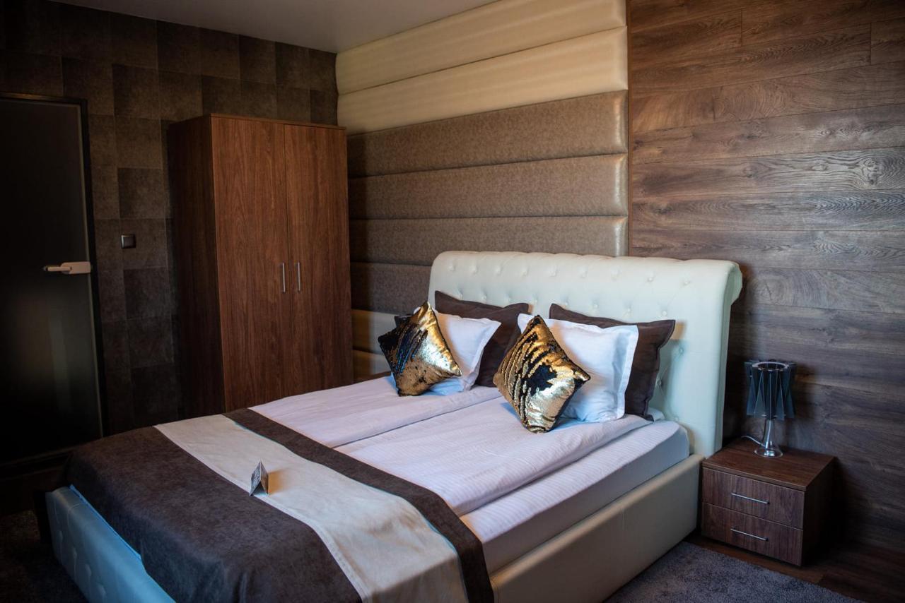 Acktion Deluxe Hotel Shumen Luaran gambar