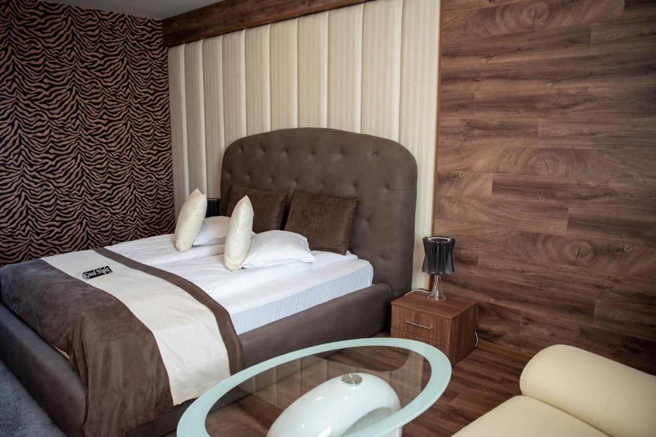 Acktion Deluxe Hotel Shumen Luaran gambar