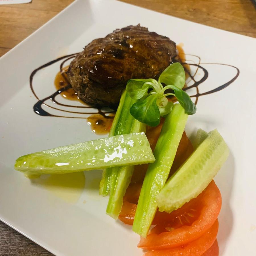 Acktion Deluxe Hotel Shumen Luaran gambar